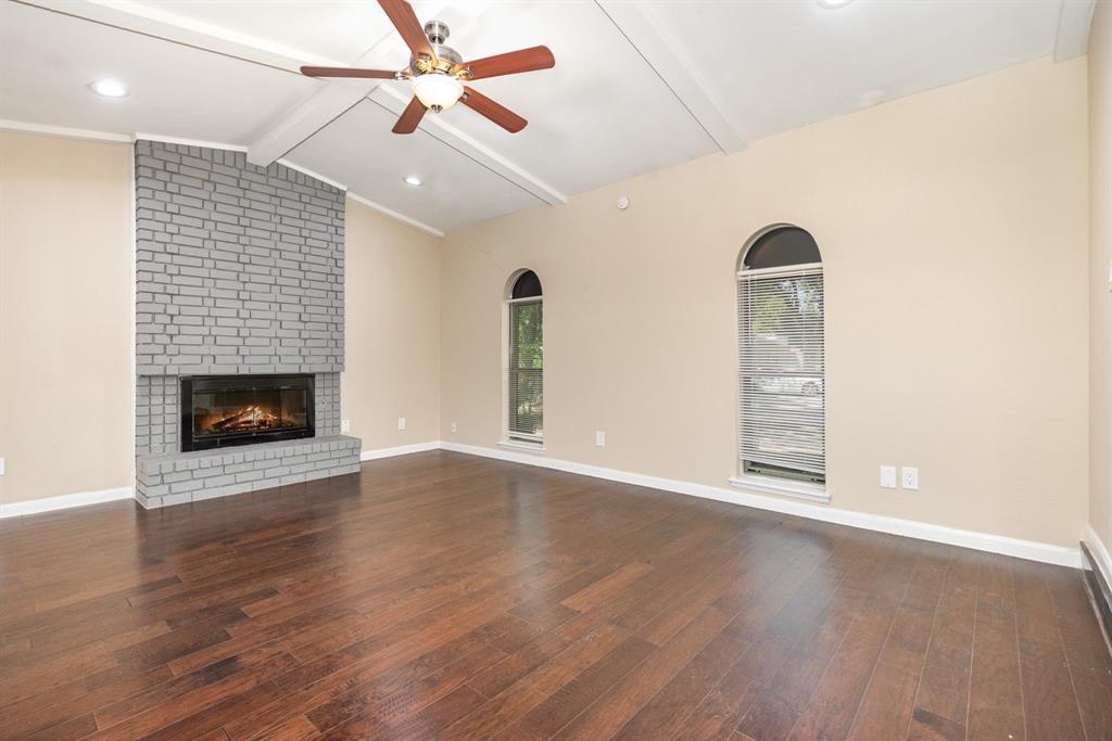 1420 Cross Bend Road Plano, TX 75023 - Photo 5 of 21