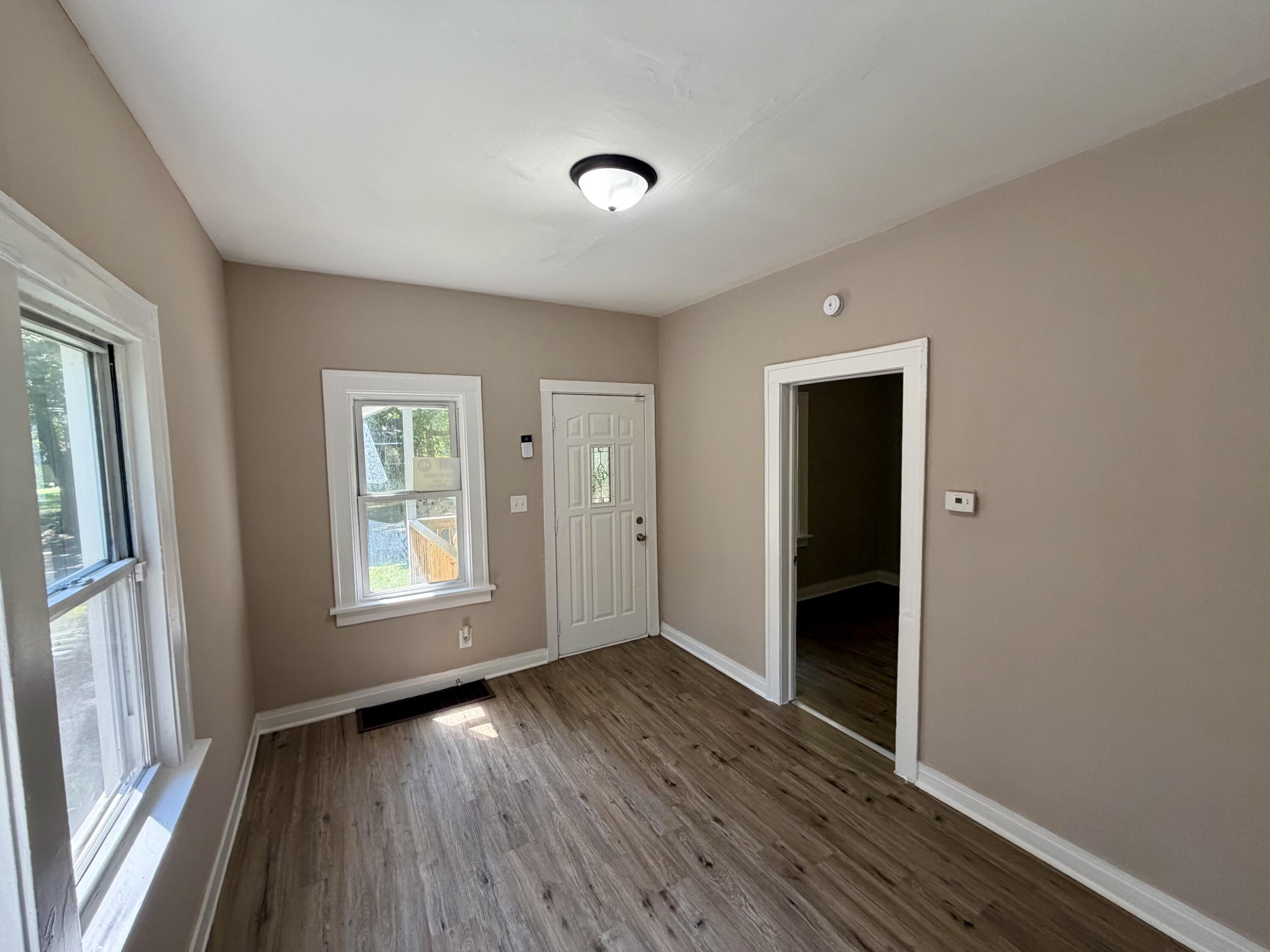 4229 Vermont Street Gary, IN 46409 - Photo 5 of 18 3000x2250