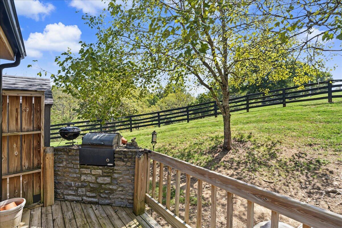851 Avenstoke Road Waddy, KY 40076 - Photo 58 of 85 IMG_7402