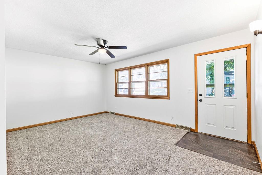5522 Ripley Street St. Joseph, MO 64506 - Photo 6 of 40