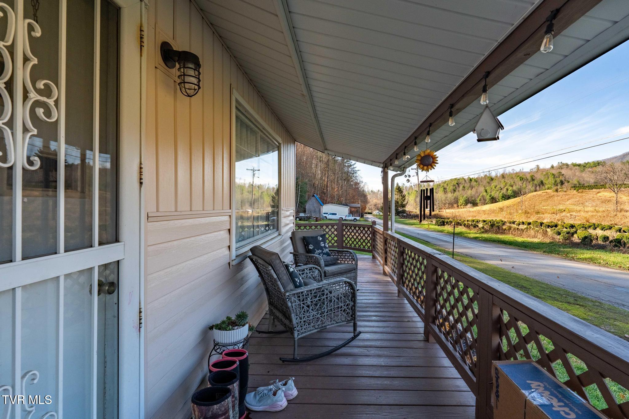 636 Copley Branch Road Butler, TN 37640 - Photo 12 of 54 636 Copley Branch Road (29 of 61)