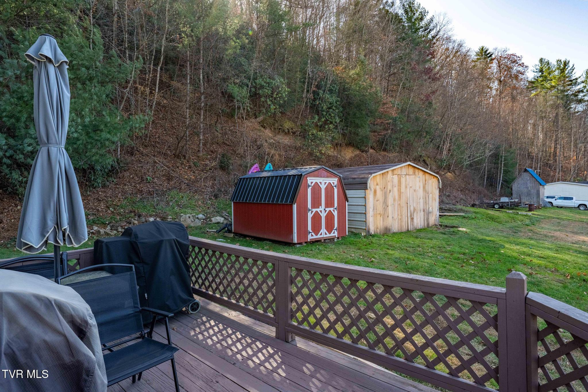 636 Copley Branch Road Butler, TN 37640 - Photo 15 of 54 636 Copley Branch Road (32 of 61)