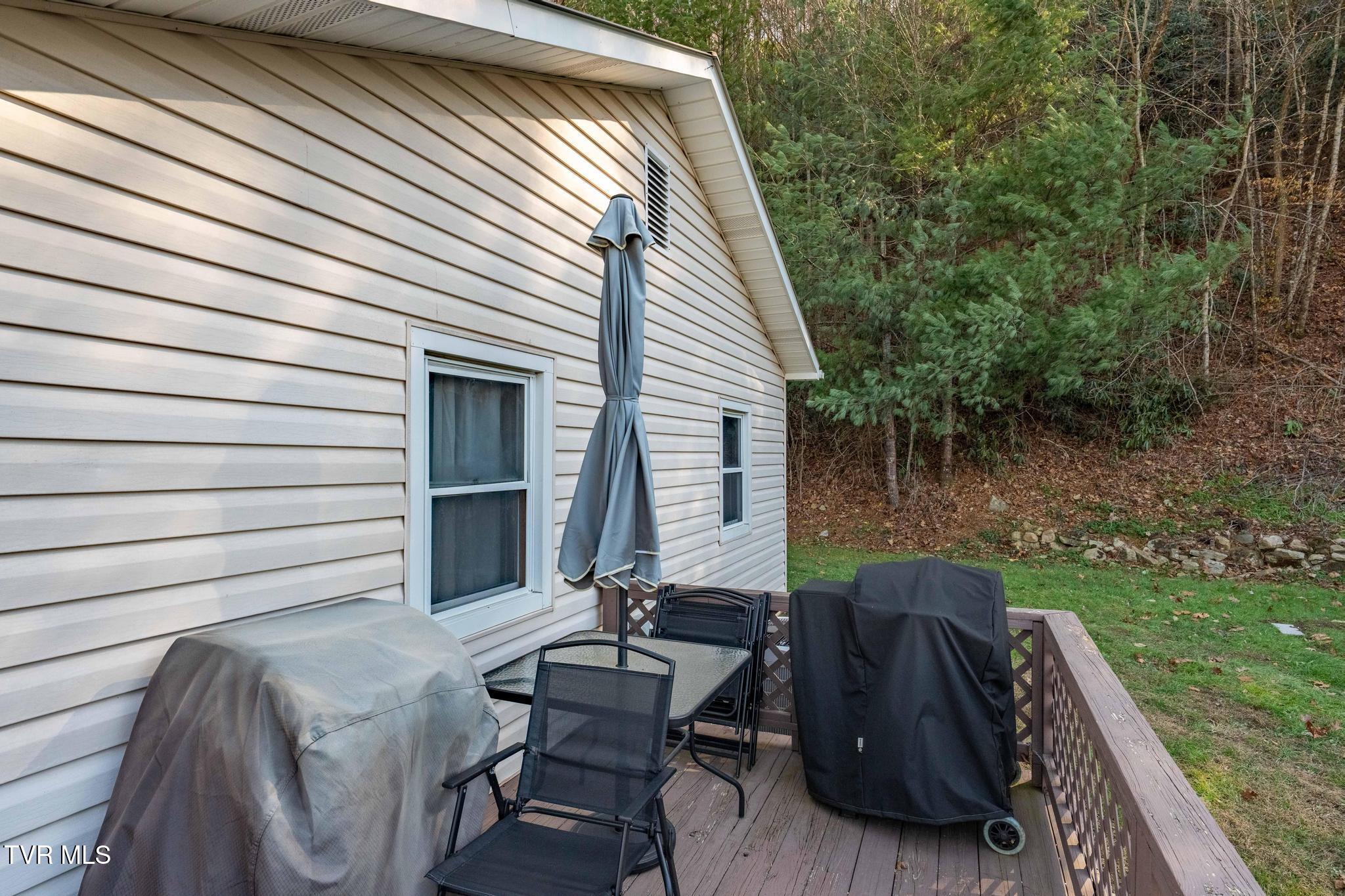 636 Copley Branch Road Butler, TN 37640 - Photo 16 of 54 636 Copley Branch Road (33 of 61)