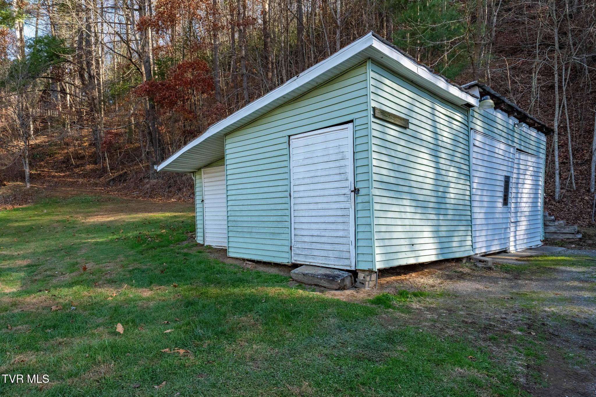 636 Copley Branch Road Butler, TN 37640 - Photo 19 of 54 636 Copley Branch Road (36 of 61)