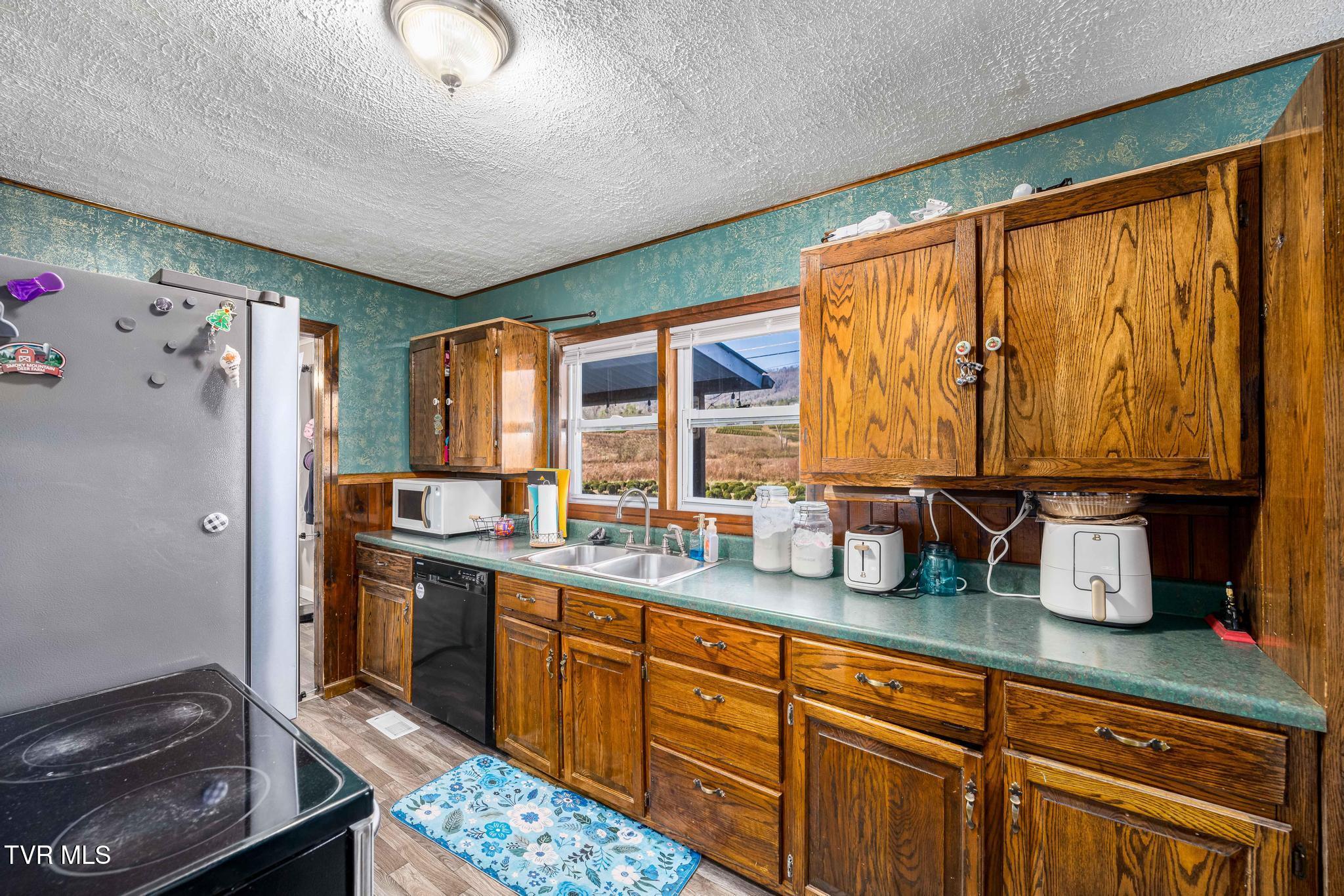 636 Copley Branch Road Butler, TN 37640 - Photo 43 of 54 636 Copley Branch Road (47 of 61)