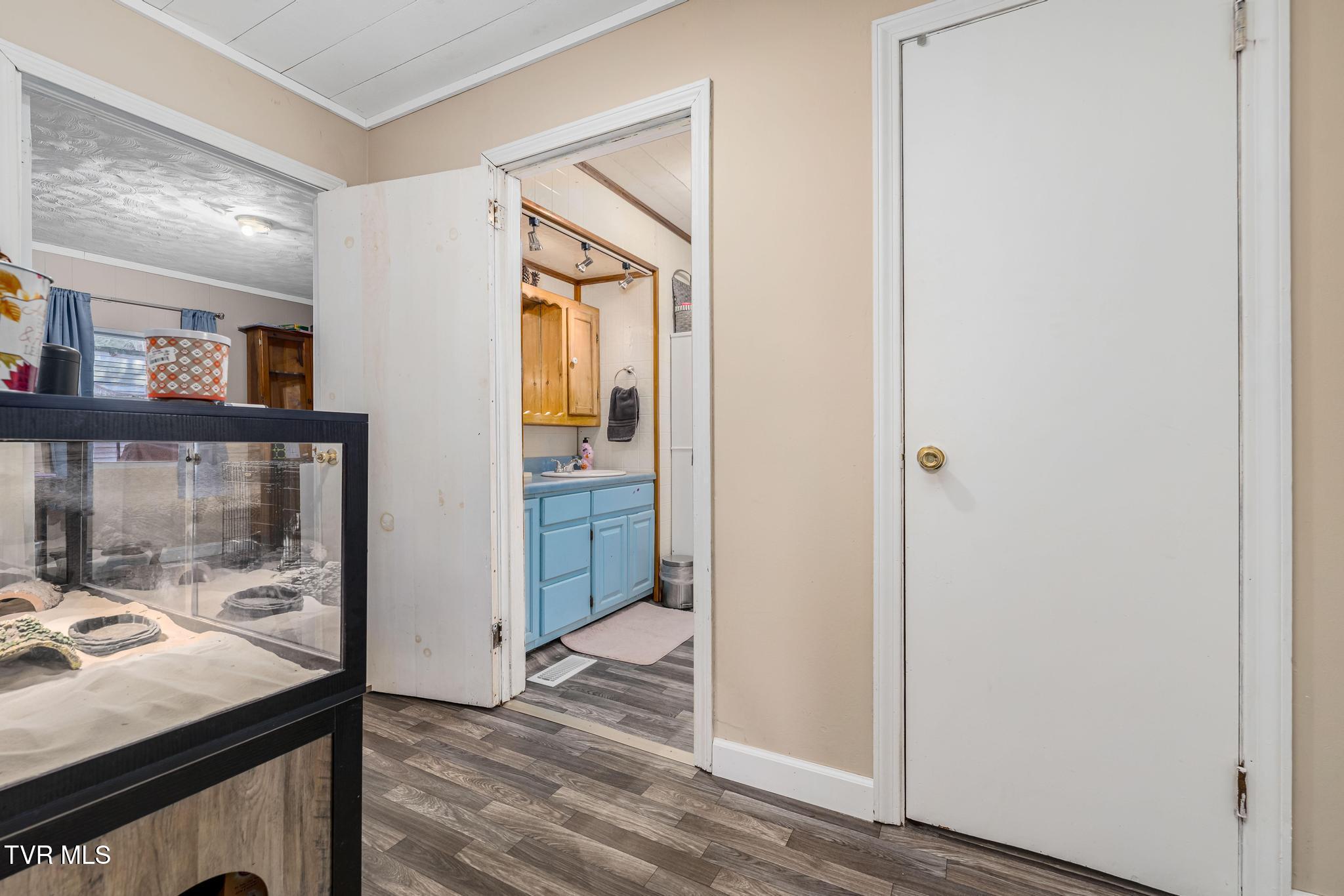 636 Copley Branch Road Butler, TN 37640 - Photo 46 of 54 636 Copley Branch Road (50 of 61)