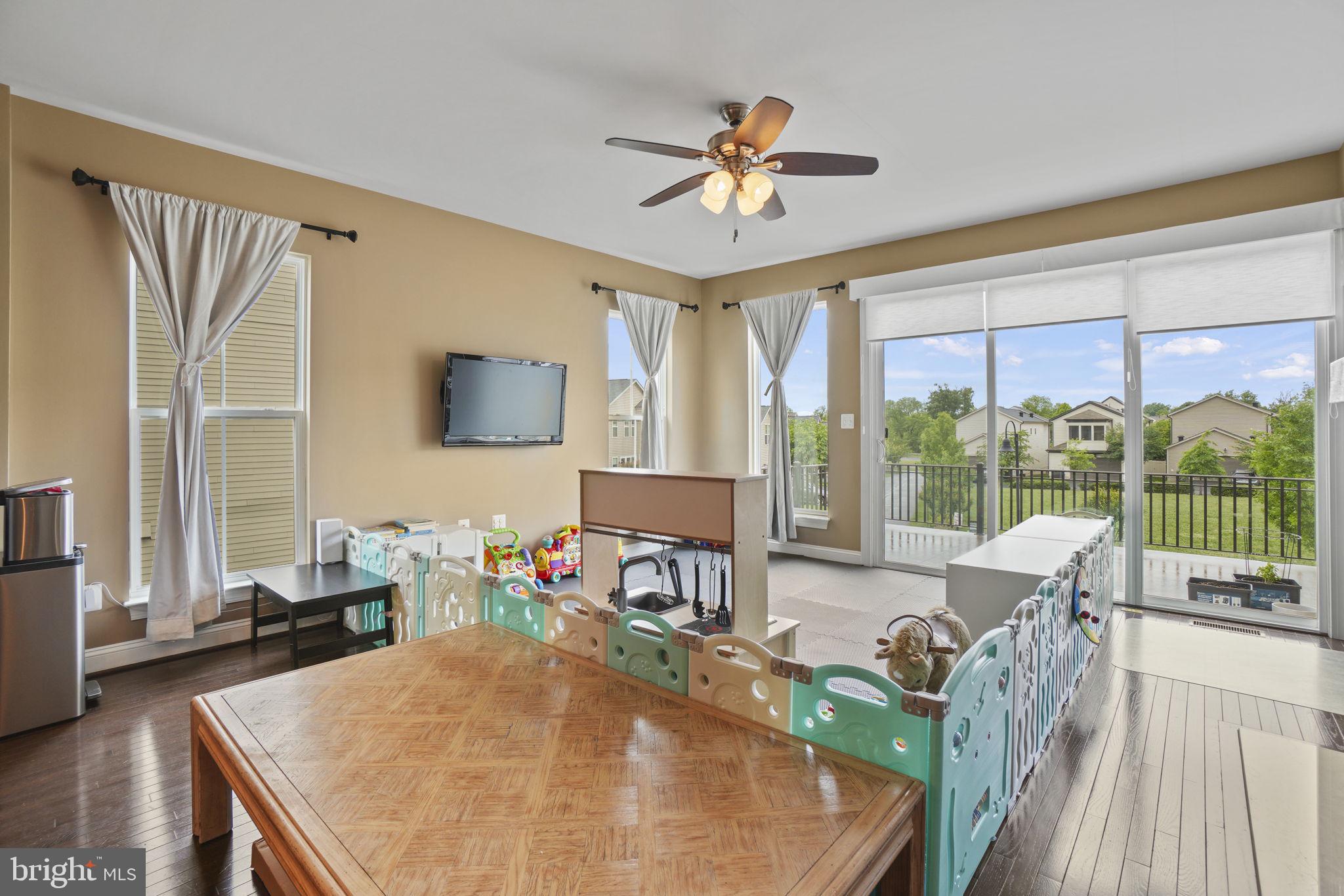 20405 Codman Drive Ashburn, VA 20147 - Photo 10 of 25