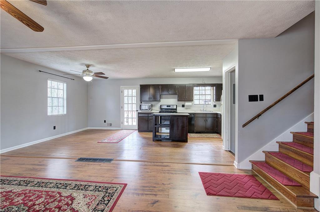 1513 Glenn Place Southwest Mableton, GA 30126 - Photo 4 of 37
