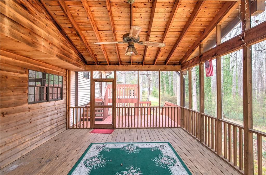 1513 Glenn Place Southwest Mableton, GA 30126 - Photo 10 of 37