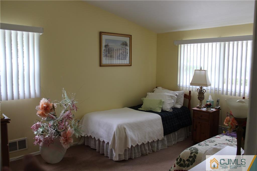 31 Rittner Lane Old Bridge, NJ 08857 - Photo 11 of 15 Gallery Image 11
