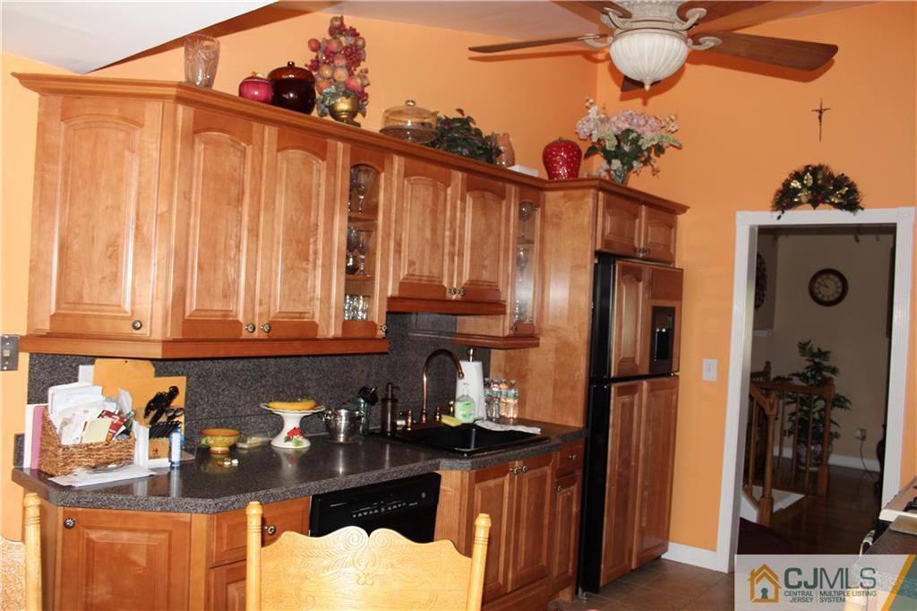 31 Rittner Lane Old Bridge, NJ 08857 - Photo 7 of 15 Gallery Image 7