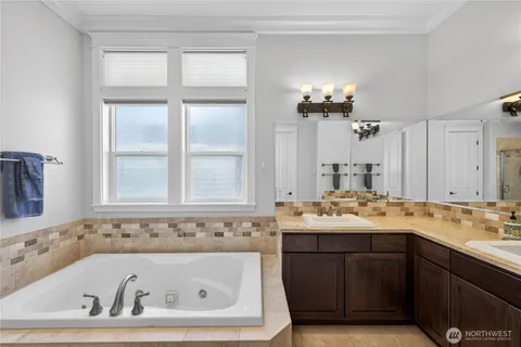 $1,250,000 | 1908 29th Place, Anacortes, WA 98221