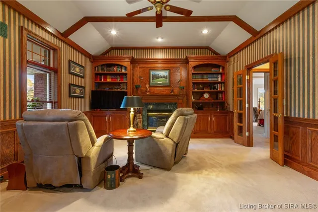 $875,000 | 1475 Willow Creek Drive Northeast, Corydon, IN 47112