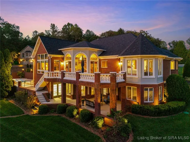 $875,000 | 1475 Willow Creek Drive Northeast, Corydon, IN 47112