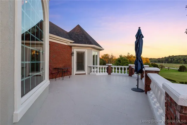 $875,000 | 1475 Willow Creek Drive Northeast, Corydon, IN 47112