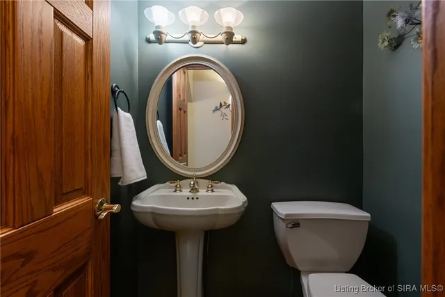 $875,000 | 1475 Willow Creek Drive Northeast, Corydon, IN 47112