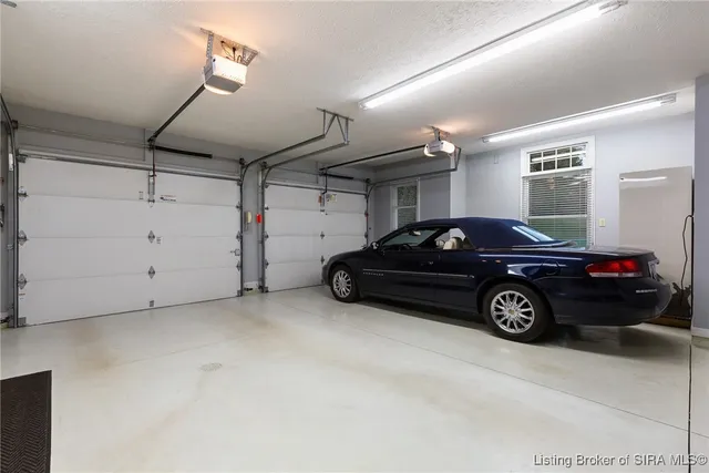 $875,000 | 1475 Willow Creek Drive Northeast, Corydon, IN 47112