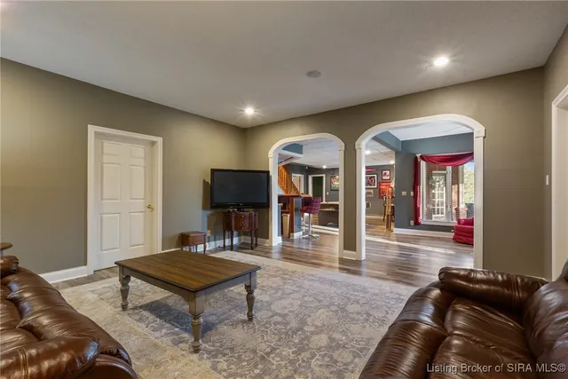 $875,000 | 1475 Willow Creek Drive Northeast, Corydon, IN 47112