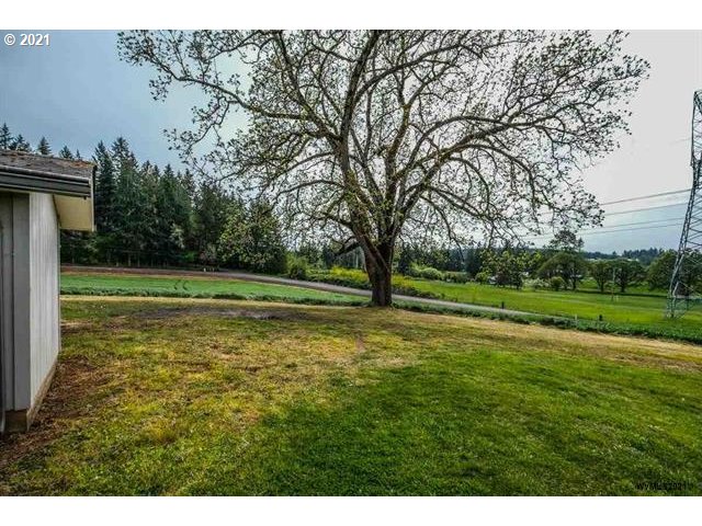 33558 Mt Pleasant Road Lebanon, OR 97355 - Photo 3 of 32 Gallery Image 3