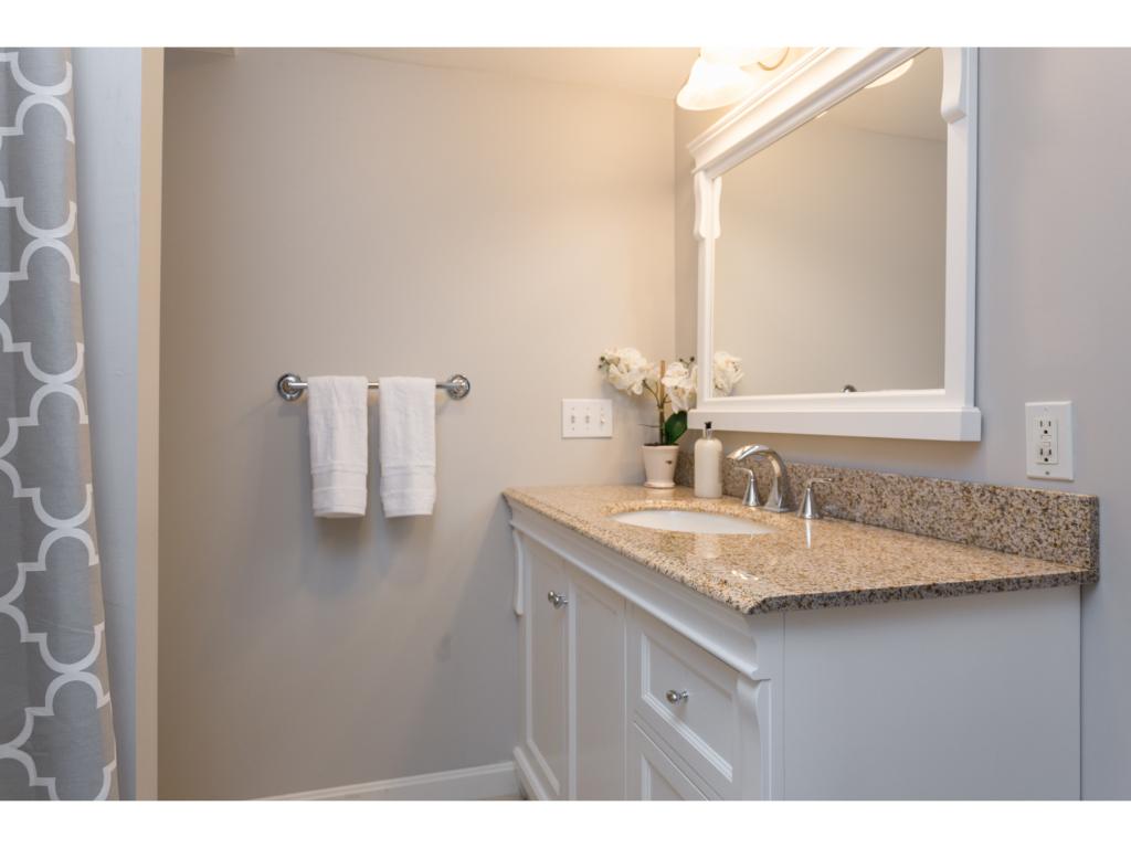6 Scamman Road Stratham, NH 03885 - Photo 20 of 36