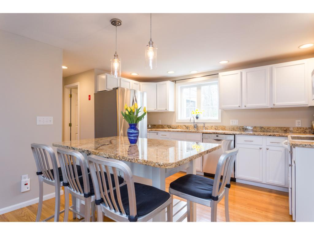 6 Scamman Road Stratham, NH 03885 - Photo 5 of 36