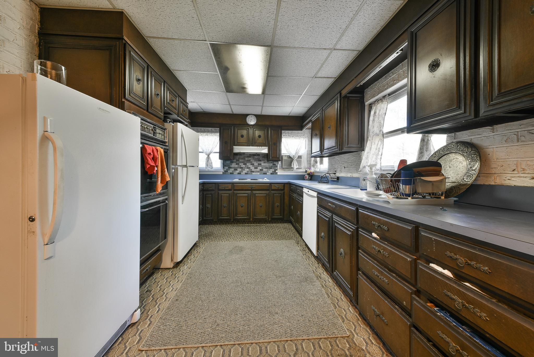 2107 Paper Mill Road Oreland, PA 19075 - Photo 9 of 25 Gallery Image 9
