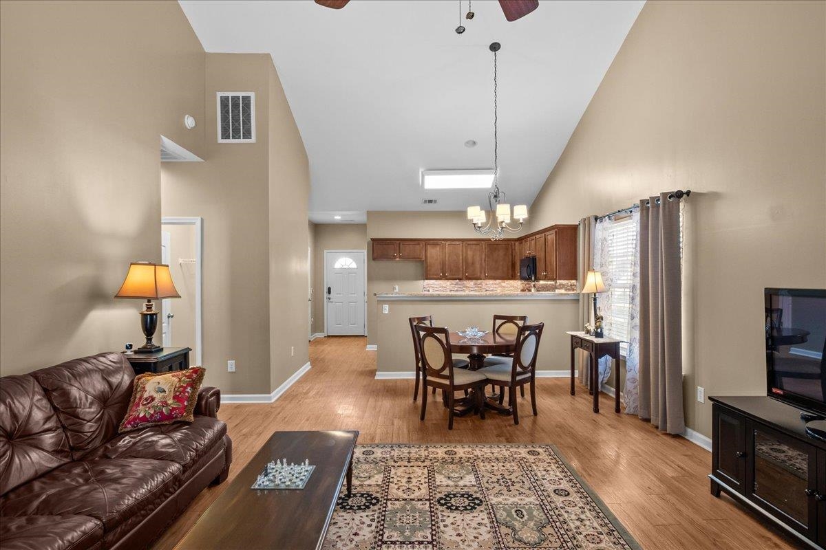 408 Bridgewood Court Boiling Springs, SC 29316 - Photo 12 of 35