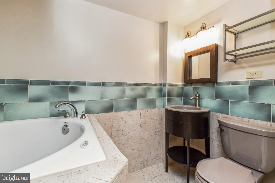3610 Rockberry Road Parkville, MD 21234 - Photo 21 of 25 Basement bath & soaker