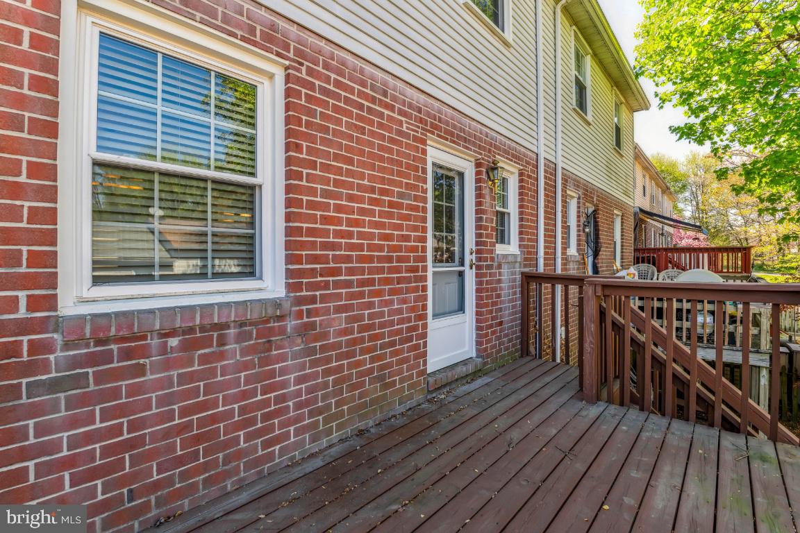 3610 Rockberry Road Parkville, MD 21234 - Photo 23 of 25 Deck off kitchen
