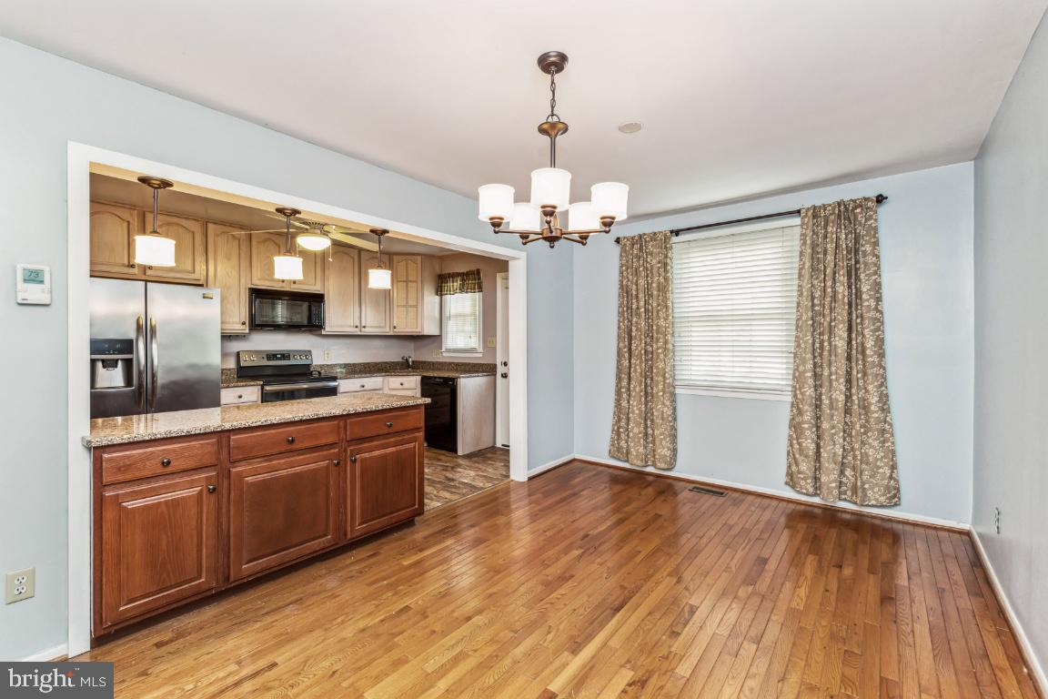 3610 Rockberry Road Parkville, MD 21234 - Photo 6 of 25 Diningroom