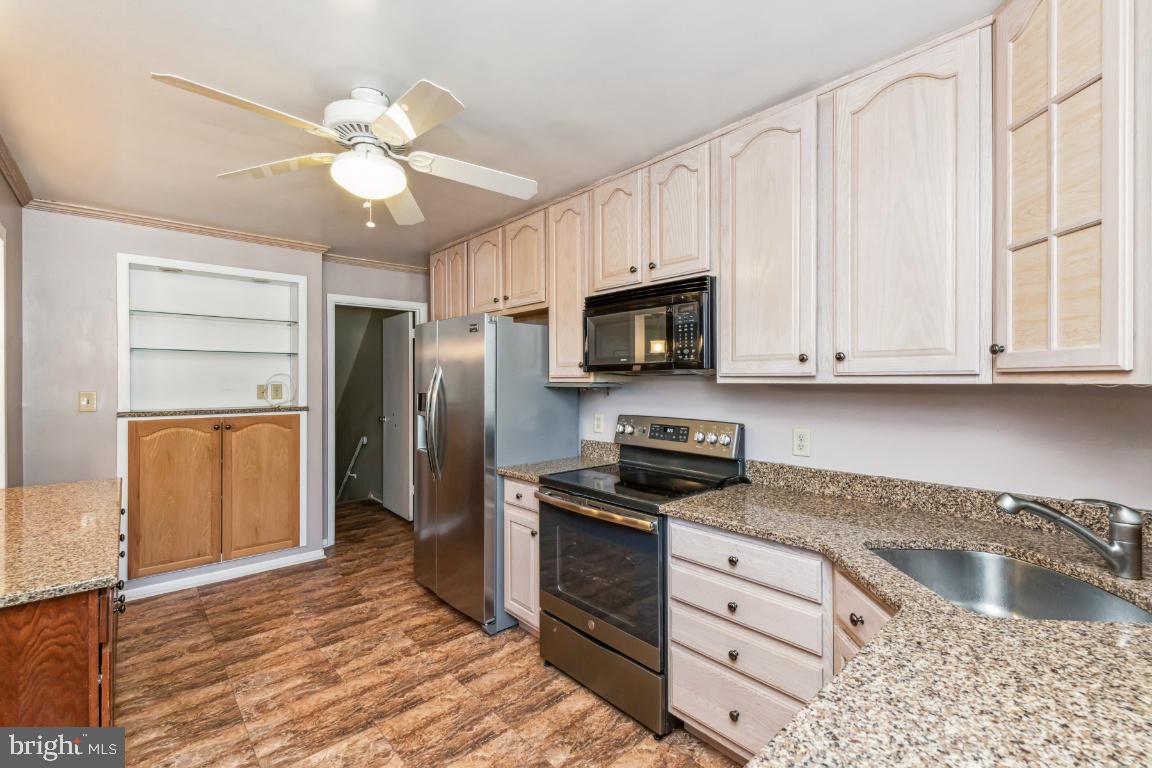 3610 Rockberry Road Parkville, MD 21234 - Photo 8 of 25 Kitchen