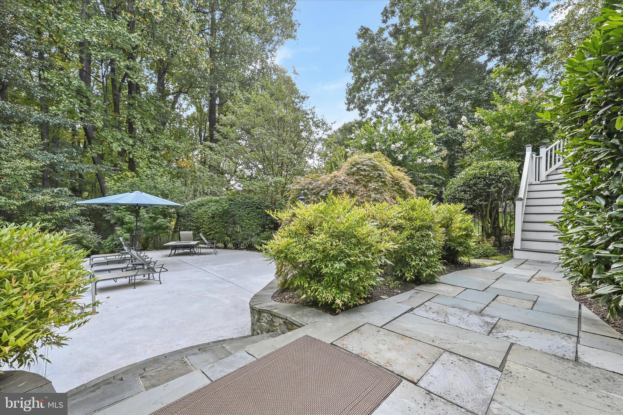 20521 Riggs Hill Way Brookeville, MD 20833 - Photo 19 of 34 Patio & Pool Deck