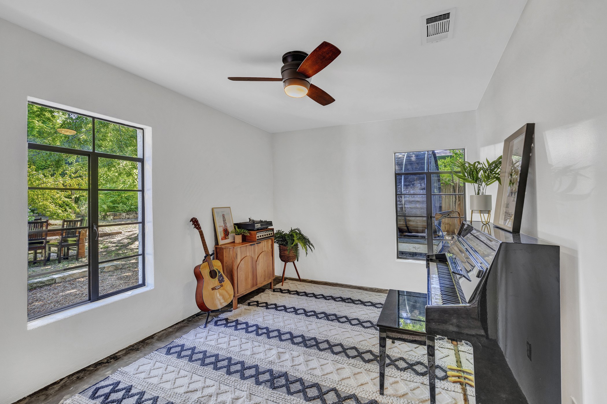 1208 Fairwood Road Austin, TX 78722 - Photo 15 of 40