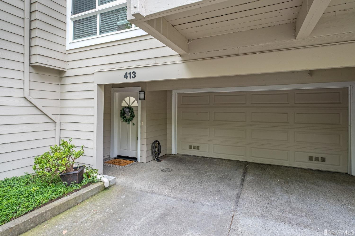 413 Woodminster Drive Moraga, CA 94556 - Photo 2 of 33 a view of front door and small space