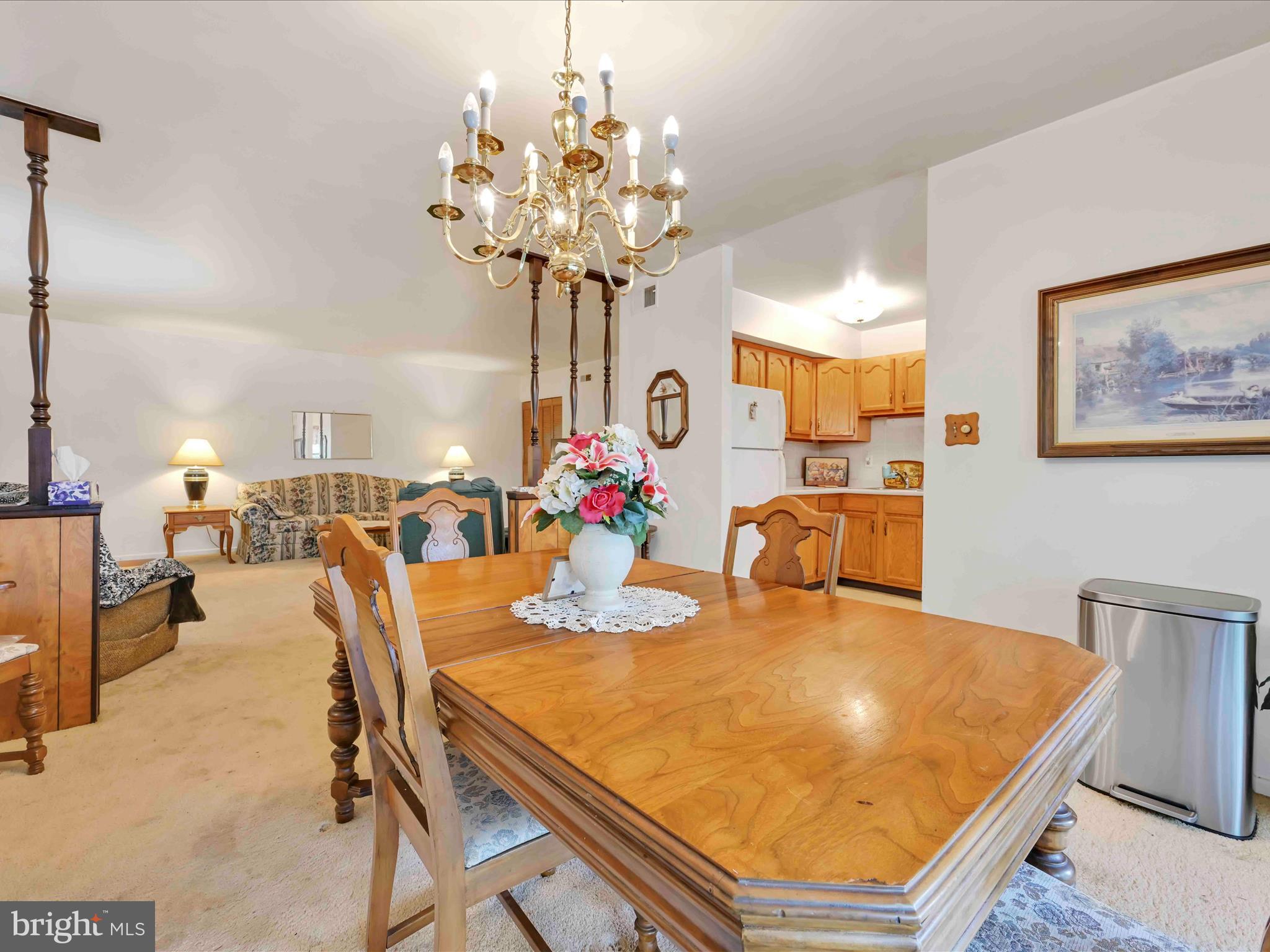 2914 State Hill Road, Unit D16 Reading, PA 19610 - Photo 11 of 28 Dining Room