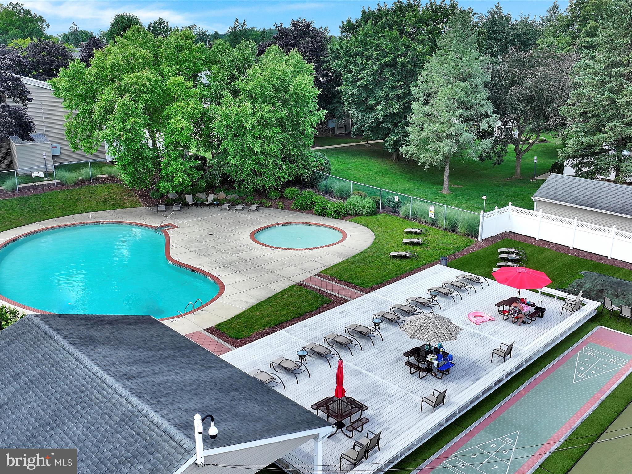 2914 State Hill Road, Unit D16 Reading, PA 19610 - Photo 27 of 28 Community Swimming Pool