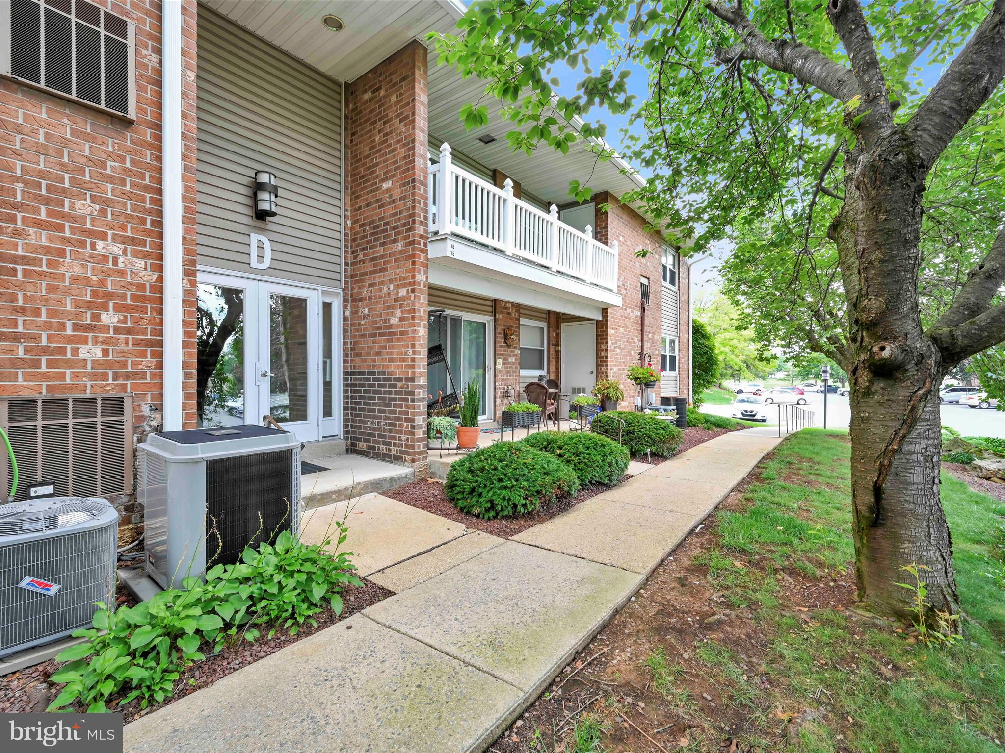 2914 State Hill Road, Unit D16 Reading, PA 19610 - Photo 3 of 28 Front
