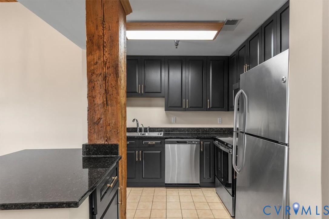 251 Rocketts Way, Unit 104 Henrico, VA 23231 - Photo 7 of 41
