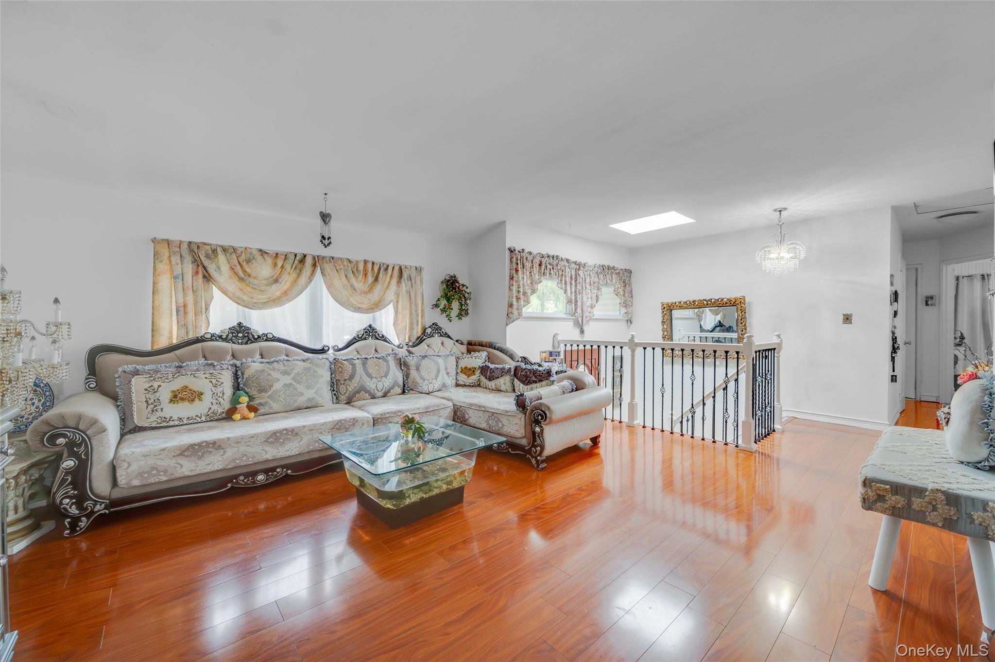 31 Holbrook Road Centereach, NY 11720 - Photo 8 of 24 Gallery Image 8