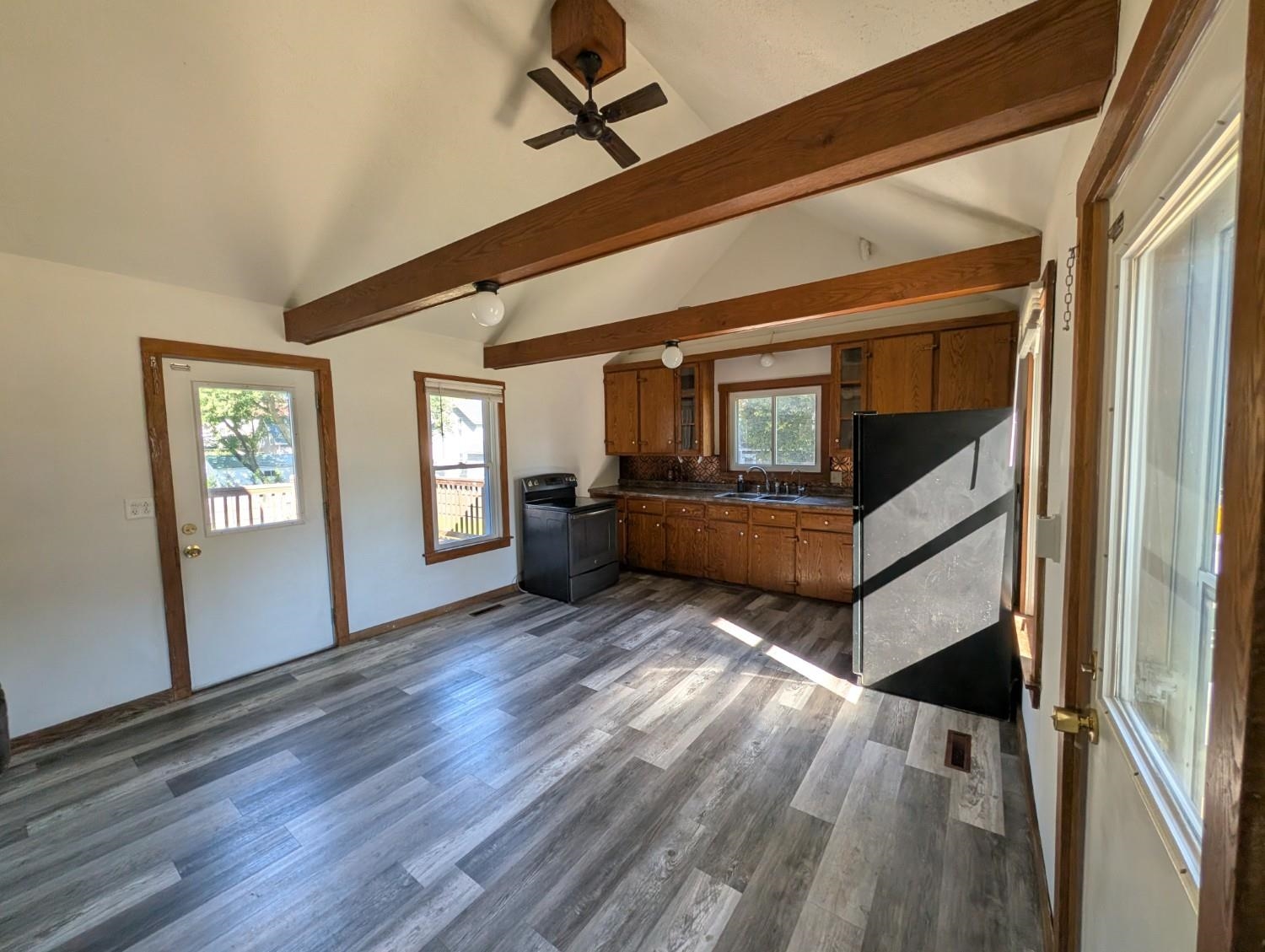 631 2nd Street Reedsburg, WI 53959 - Photo 7 of 49 Gallery Image 7