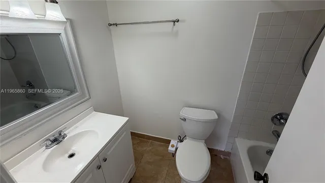 $4,000 | 6622 Southwest 148th Place, Miami, FL 33193