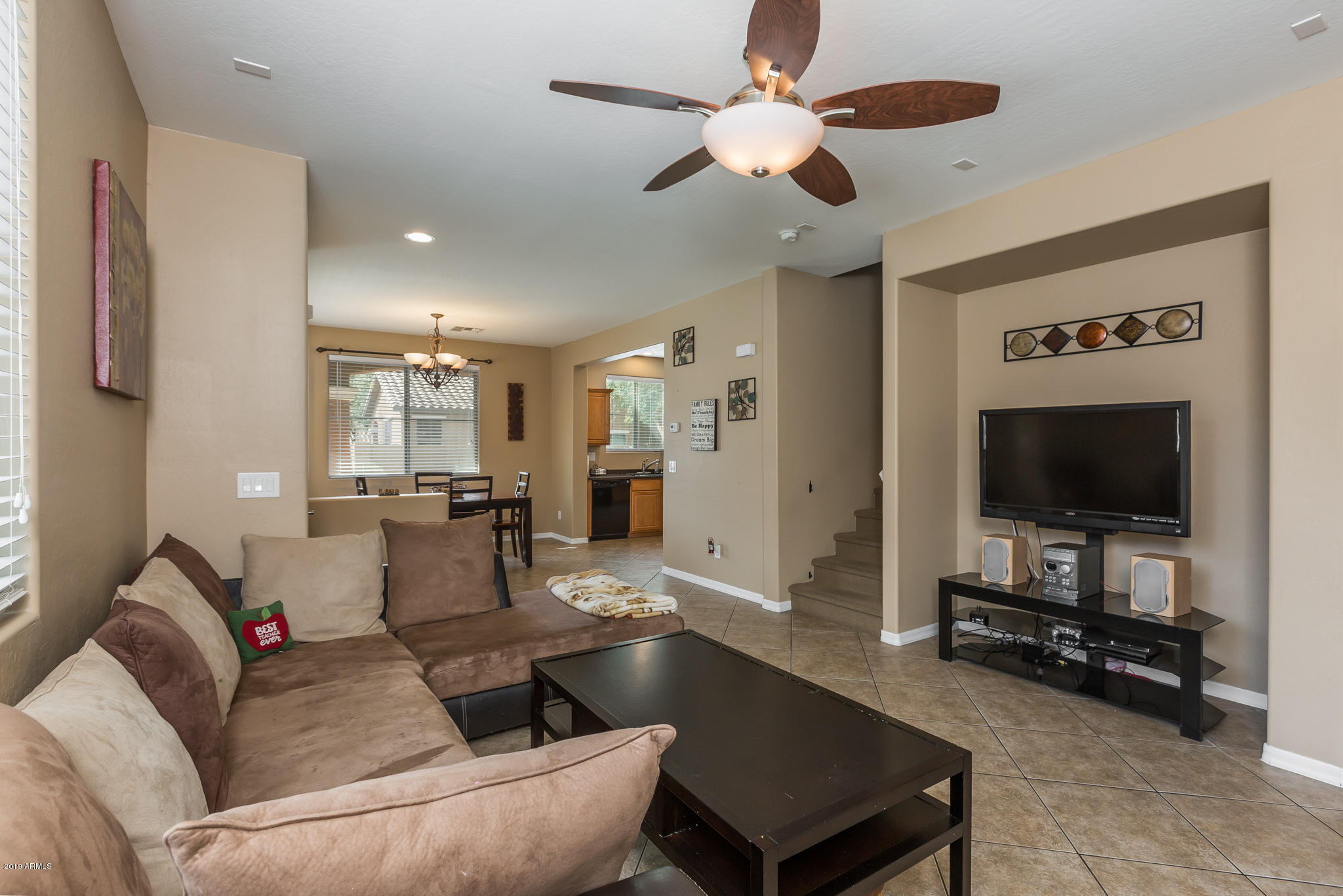 3934 South Rim Road Gilbert, AZ 85297 - Photo 2 of 39 5) GREAT ROOM