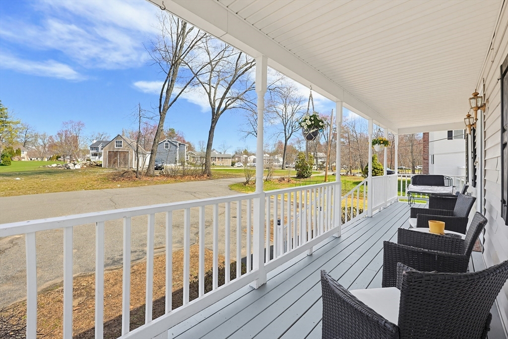 61 Ruth Avenue Dracut, MA 01826 - Photo 21 of 41
