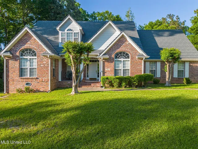 $398,900 | 956 Kale Street, Diamondhead, MS 39525