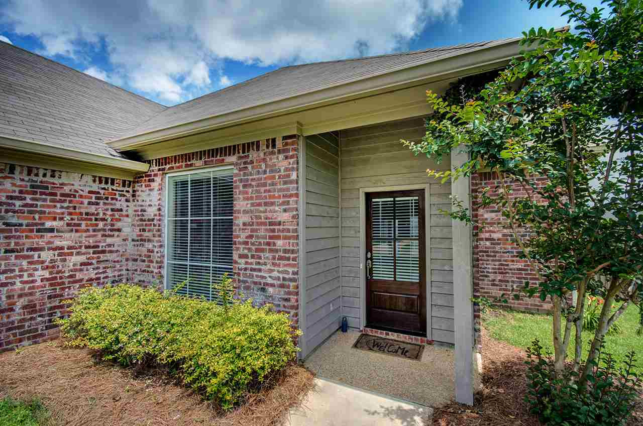 142 Ridgefield Drive Madison, MS 39110 - Photo 2 of 18 Photo 2