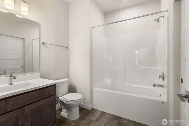 $669,950 | 1421 89th Avenue Southeast, Tumwater, WA 98501