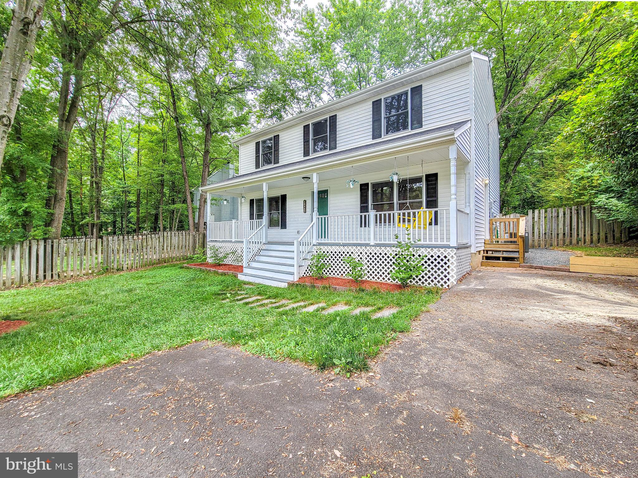 19087 Fuller Heights Road Triangle, VA 22172 - Photo 2 of 60 Gallery Image 2