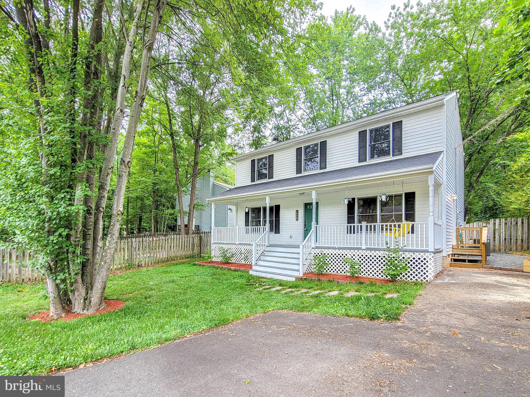 19087 Fuller Heights Road Triangle, VA 22172 - Photo 3 of 60 Gallery Image 3