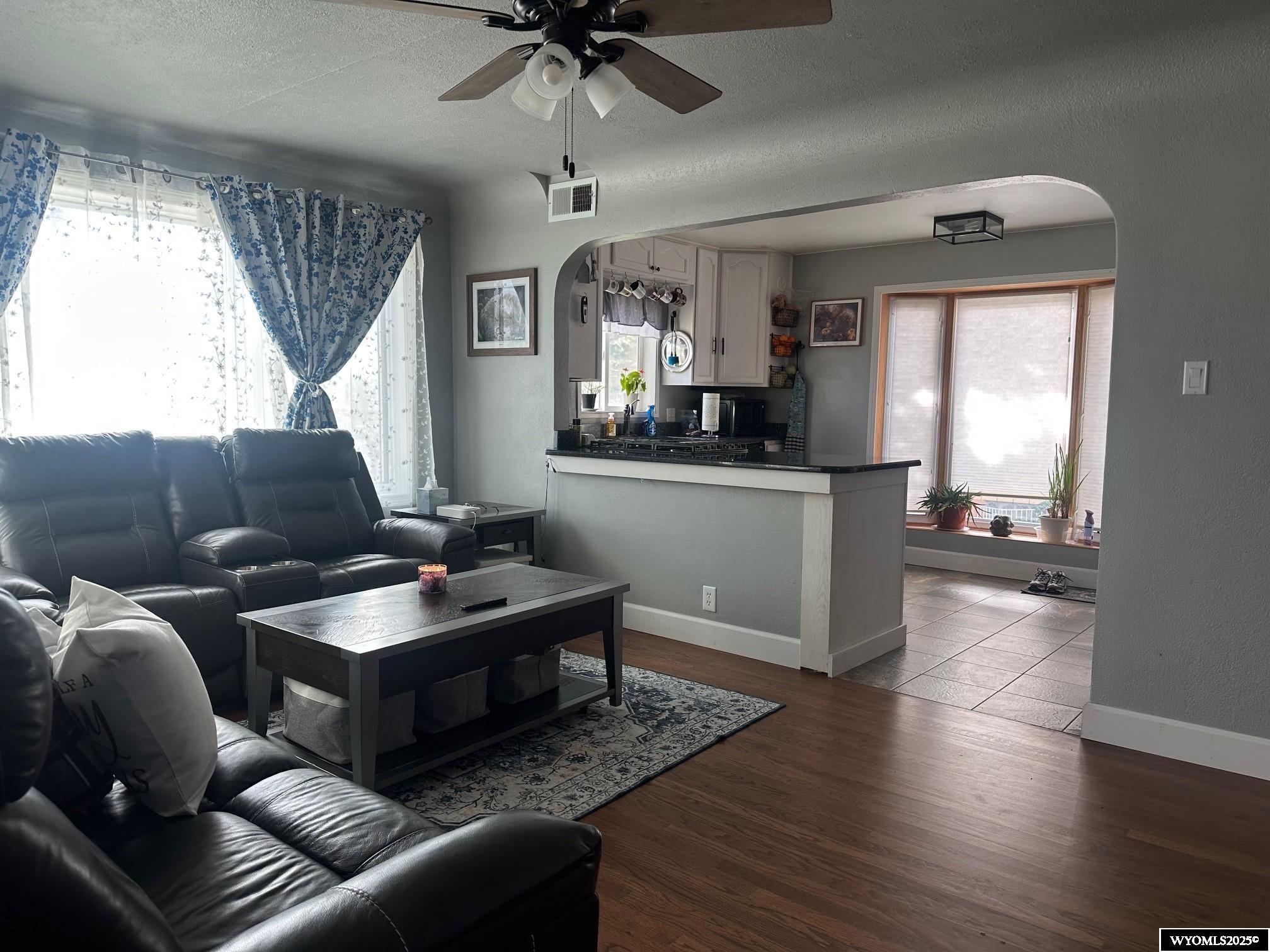 1109 High Street Rawlins, WY 82301 - Photo 6 of 38