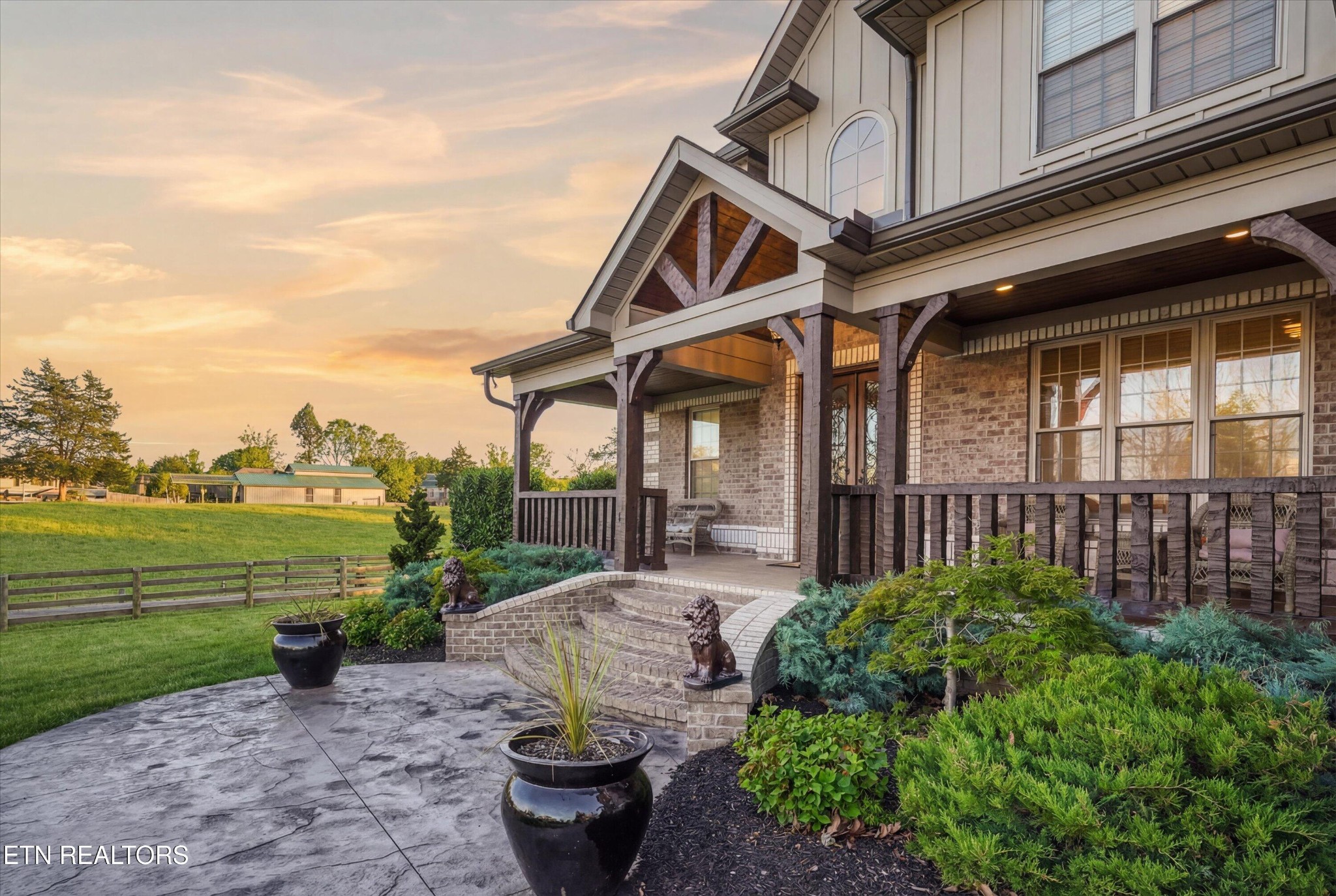 1807 Thompson Road Knoxville, TN 37932 - Photo 17 of 60 Gallery Image 17